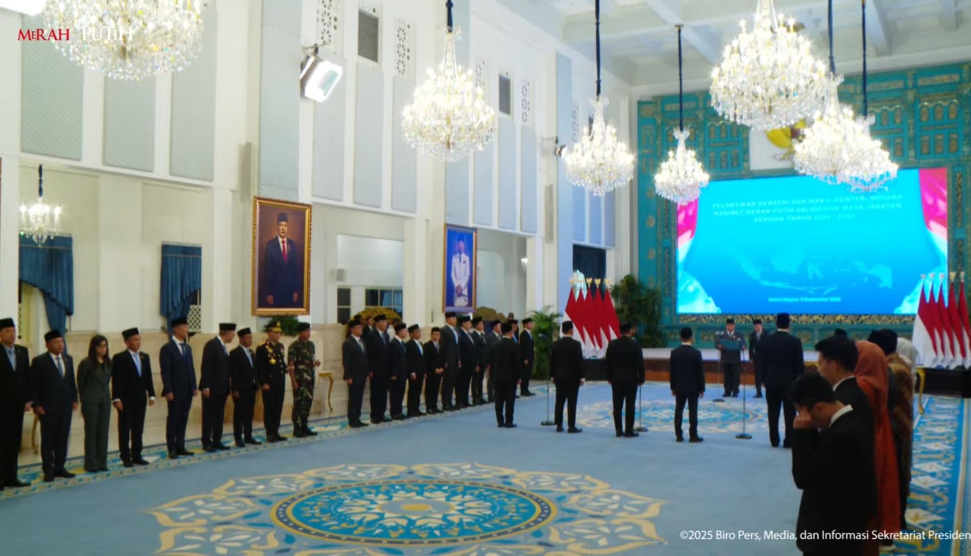 Prabowo Rombak Posisi Menteri, Berikut Daftar Menteri yang Dilantik